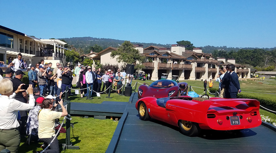 US unveiling image 2 DeTomaso P72 US unveiling